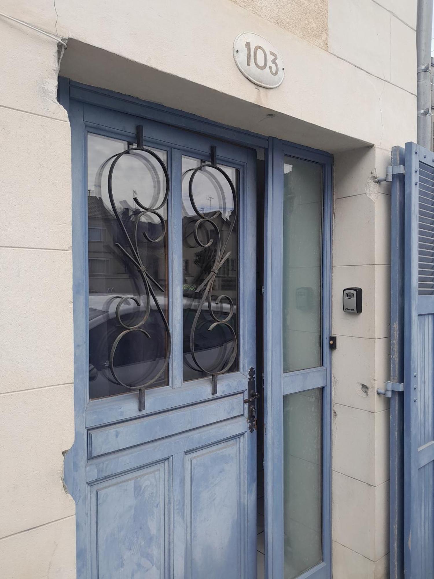 Charmant Studio L'Arnon A Issoudun Buitenkant foto